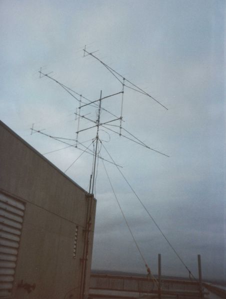 File:OldG3KMI VHFcontest antenna array3.jpg